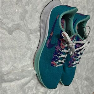 Nike Women's Teal Running Shoes
